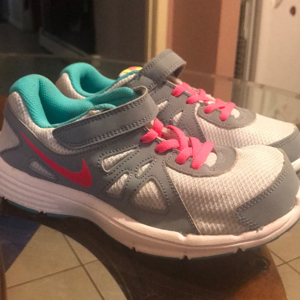 Nike shoes